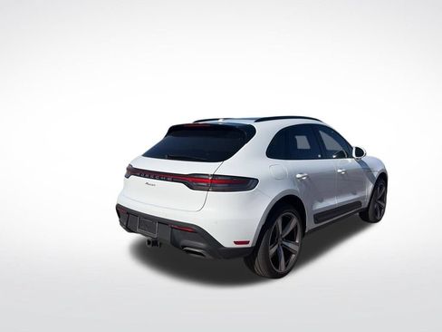 Used 2025 Porsche Macan AWD/4WD image 7