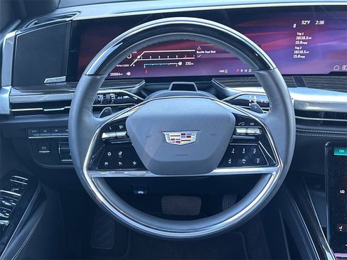 Certified 2025 Cadillac Escalade Premium Luxury image 14