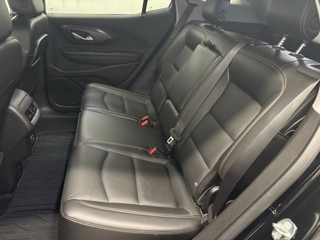 Used 2020 GMC Terrain SLT w/ Preferred Package AWD/4WD image 10