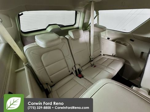 Used 2019 Lincoln Navigator L Reserve AWD/4WD image 30