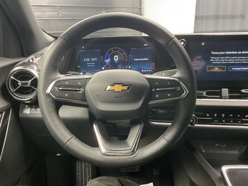 New 2026 Chevrolet Equinox LT image 14