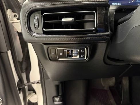 Used 2020 Lincoln Aviator Reserve w/ Equipment Group 201A AWD/4WD image 19