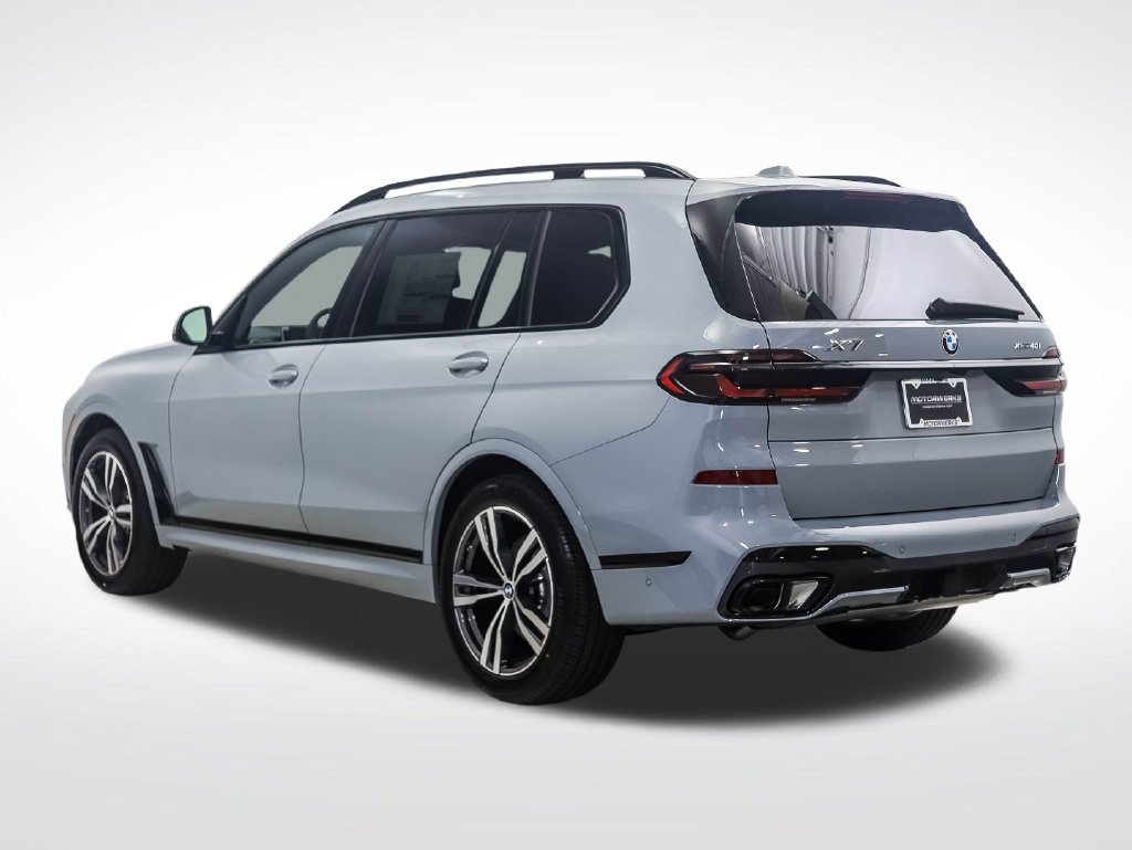 Used 2027 BMW X7 xDrive40i w/ Executive Package AWD/4WD image 3