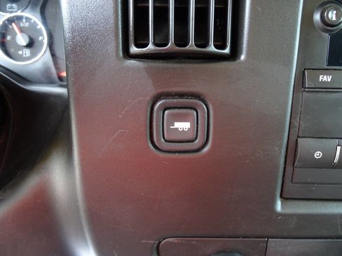 Used 2019 GMC Savana 3500 Extended w/ Driver Convenience Package image 23