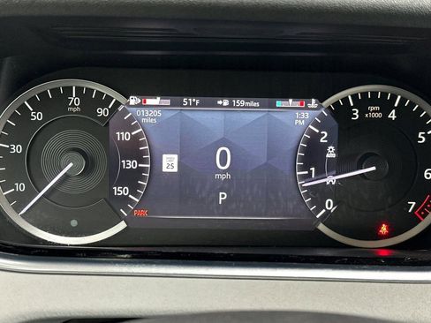 Used 2023 Land Rover Range Rover Evoque SE image 19