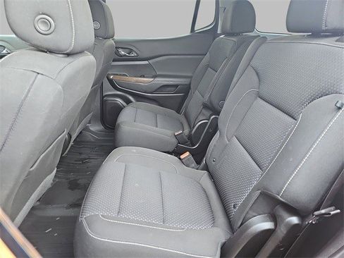 Certified 2023 GMC Acadia SLE w/ Driver Convenience Package image 14