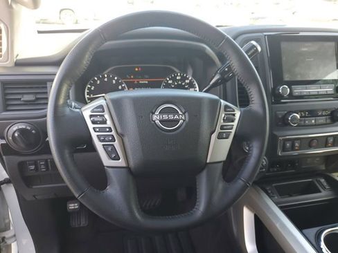 Certified 2024 Nissan Titan SV w/ SV Convenience Package image 17