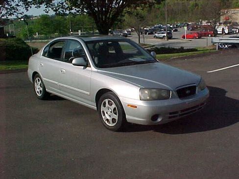 Used 2003 Hyundai Elantra GLS FWD image 20
