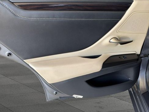 Certified 2021 Lexus ES 350 w/ Premium Package FWD image 12