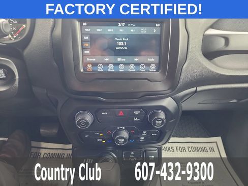 Used 2021 Jeep Renegade Latitude w/ Convenience Group AWD/4WD image 13