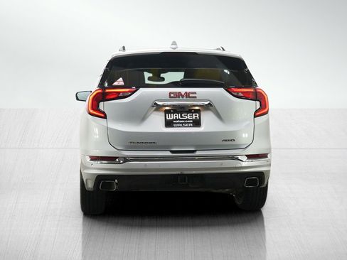 Used 2020 GMC Terrain Denali w/ GMC Pro Grade Package image 4