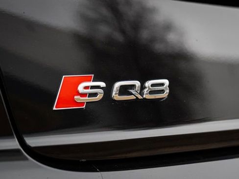 Used 2023 Audi SQ8 Prestige image 21