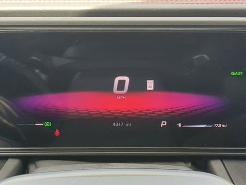 Used 2025 Dodge Charger R/T w/ Sun & Sound Package image 32