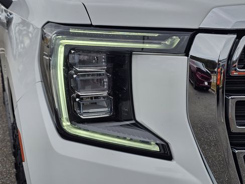 Used 2021 GMC Yukon SLT image 4