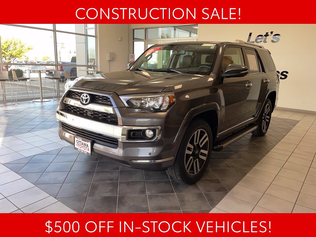 Used 2017 Toyota 4Runner Limited AWD/4WD image 2