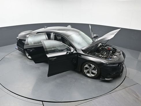 Used 2020 Honda Accord EX image 52