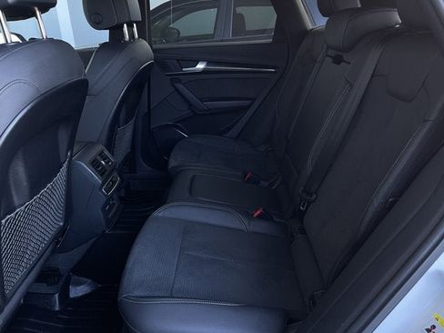 Used 2022 Audi SQ5 Premium w/ Convenience Package image 27