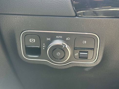 Certified 2022 Mercedes-Benz GLA 250 4MATIC image 26