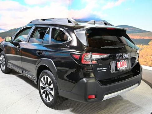 Used 2024 Subaru Outback Limited image 11