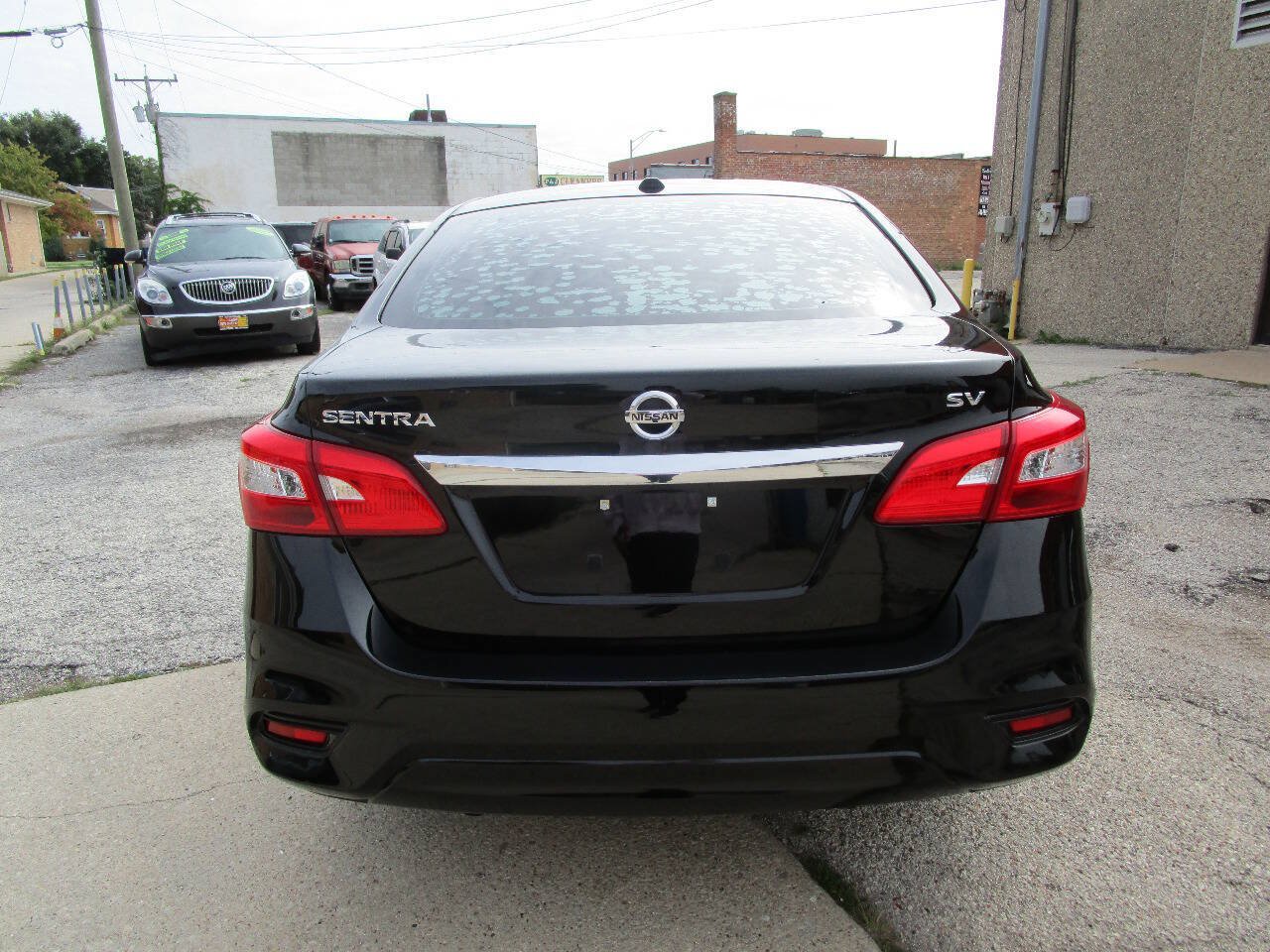 Used 2019 Nissan Sentra SV FWD image 4