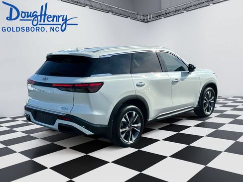 Used 2023 INFINITI QX60 Luxe w/ Cargo Package AWD/4WD image 5