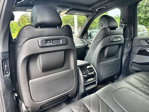 Used 2023 BMW X5 xDrive40i w/ Premium Package AWD/4WD image 18