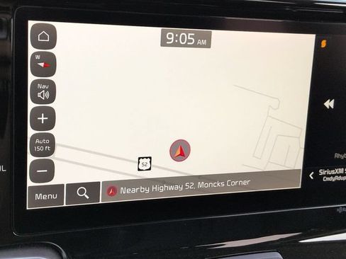 Used 2023 Kia Sorento EX w/ Panoramic Sunroof Package FWD image 22