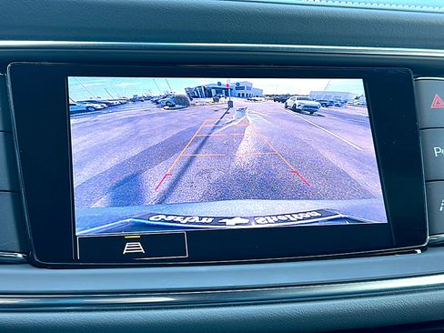 Used 2024 Buick Enclave Essence w/ Sport Touring Edition image 33