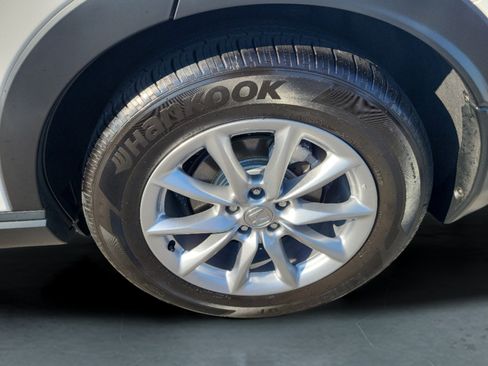 Used 2026 Honda CR-V EX image 9