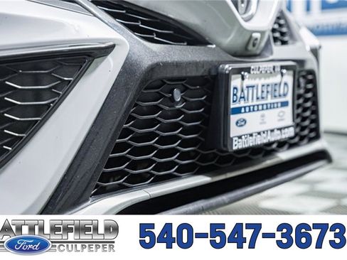 Used 2024 Toyota Camry XSE w/ Navigation Package image 16