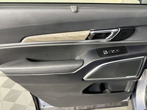 Used 2022 Kia Telluride SX w/ SX Prestige Package AWD/4WD image 25