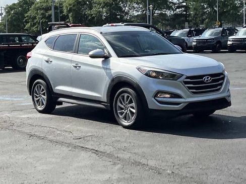 Used 2018 Hyundai Tucson SEL FWD image 7