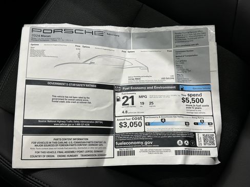 Certified 2024 Porsche Macan image 54