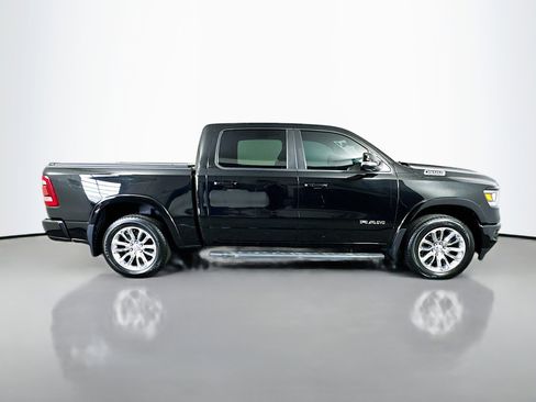 Used 2022 RAM 1500 Laramie w/ Sport Appearance Package AWD/4WD image 8