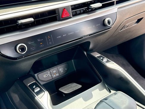 New 2026 Kia Sorento S FWD image 11