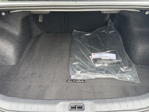Certified 2025 Nissan Altima 2.5 S FWD image 13
