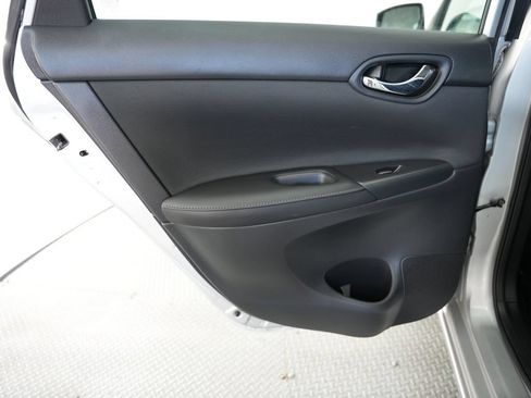 Used 2018 Nissan Sentra S FWD image 31