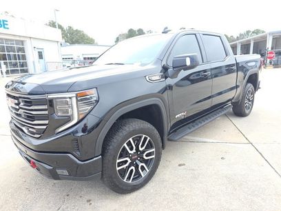 Used 2025 GMC Sierra 1500 AT4 w/ AT4 Premium Package