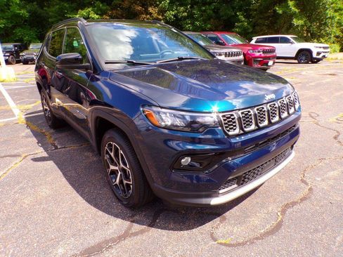 New 2026 Jeep Compass Limited w/ Sun, Sound & Navigation Group AWD/4WD image 3