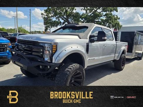 Used 2019 Ford F250 Lariat w/ Lariat Ultimate Package AWD/4WD image 1