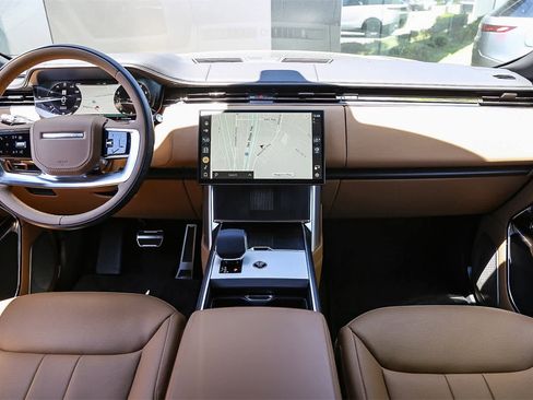 New 2025 Land Rover Range Rover Autobiography image 12