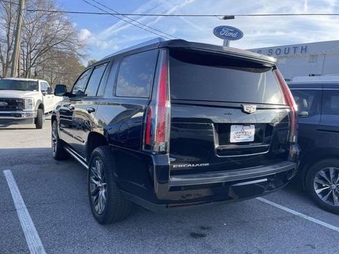 Used 2019 Cadillac Escalade Premium Luxury w/ Escalade Sport Edition RWD image 8