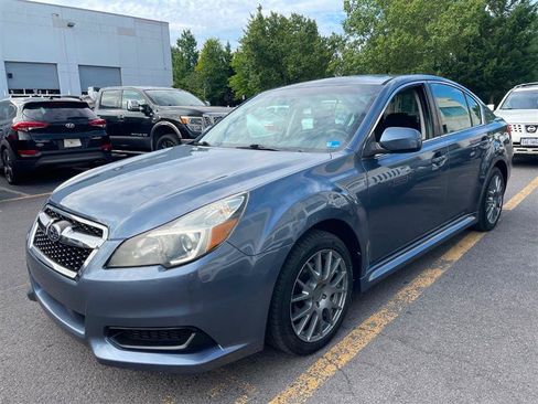 Used 2014 Subaru Legacy 2.5i Premium AWD/4WD image 1