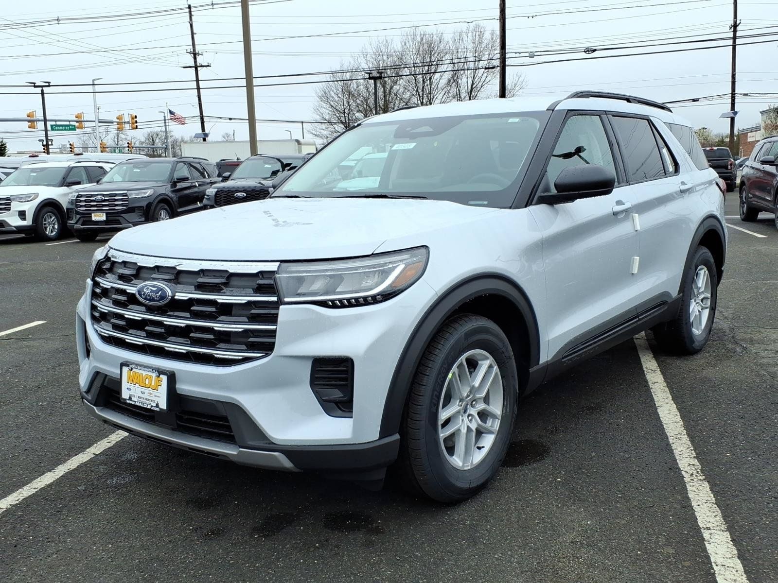 New 2026 Ford Explorer Active AWD/4WD image 3