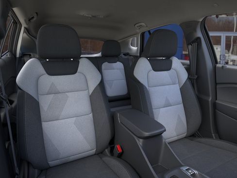 New 2026 Chevrolet Trax LS w/ LS Convenience Package FWD image 16