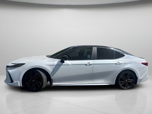 Used 2025 Toyota Camry XSE AWD/4WD image 12