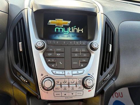 Used 2017 Chevrolet Equinox LS image 25