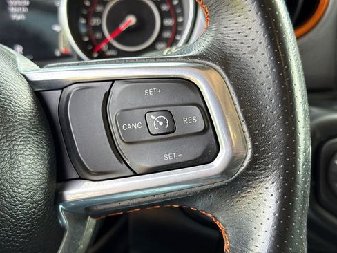 Used 2022 Jeep Gladiator Mojave AWD/4WD image 27