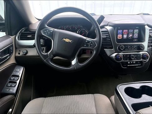 Used 2016 Chevrolet Suburban LS w/ Enhanced Driver Alert Package RWD image 5