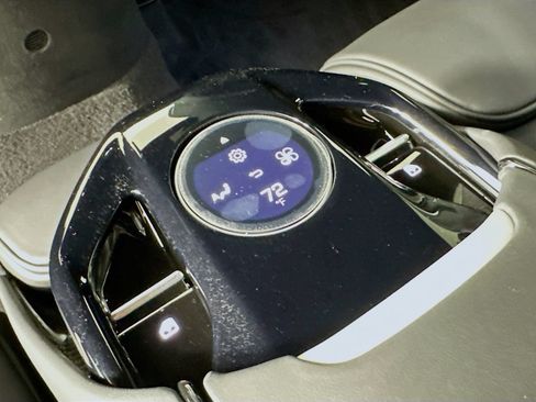 Used 2023 Ferrari Purosangue AWD/4WD image 35